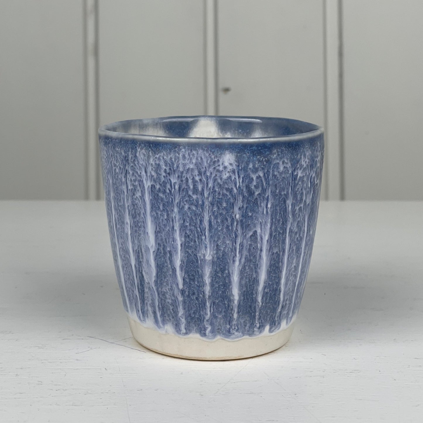 Keramik kop, blå, Kathrine Marie - Mission Afrika Genbrug