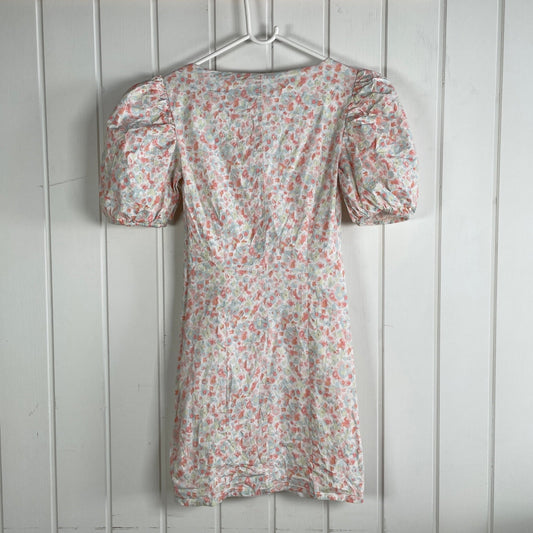 Kjole str 36 - Mission Afrika Genbrug