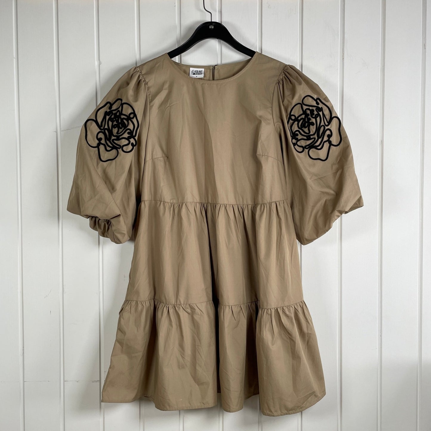 Kjole str M - Mission Afrika Genbrug