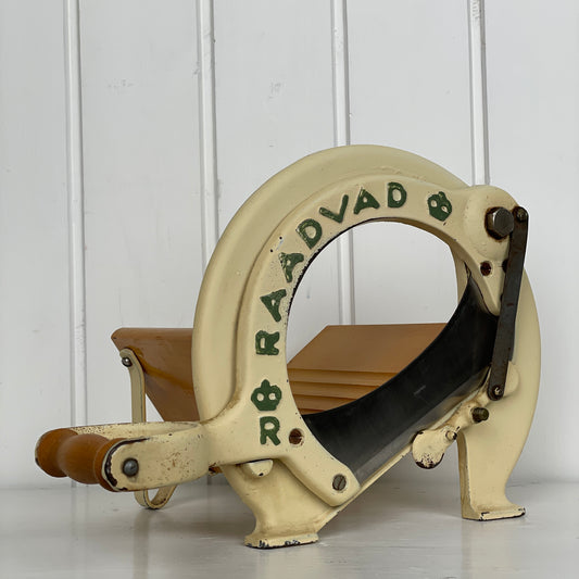 Raadvad brødskærer
