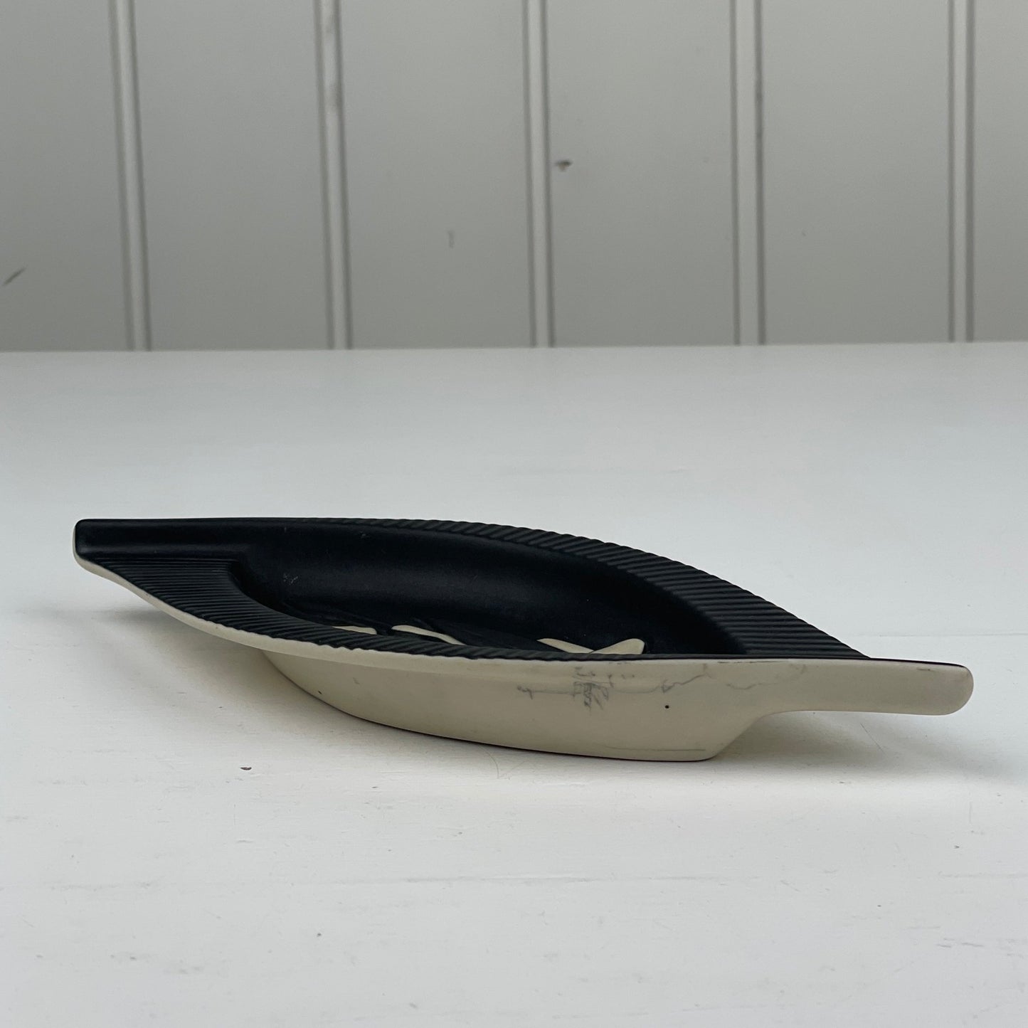 Lille keramik fad, Søholm - Mission Afrika Genbrug