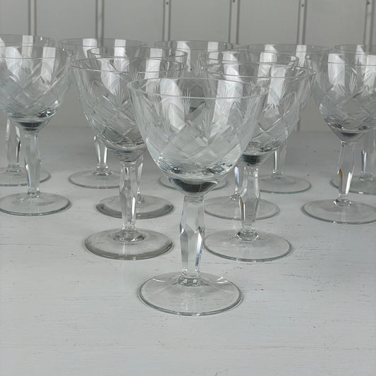 Lyngby “Wien antik” rødvinsglas - Mission Afrika Genbrug