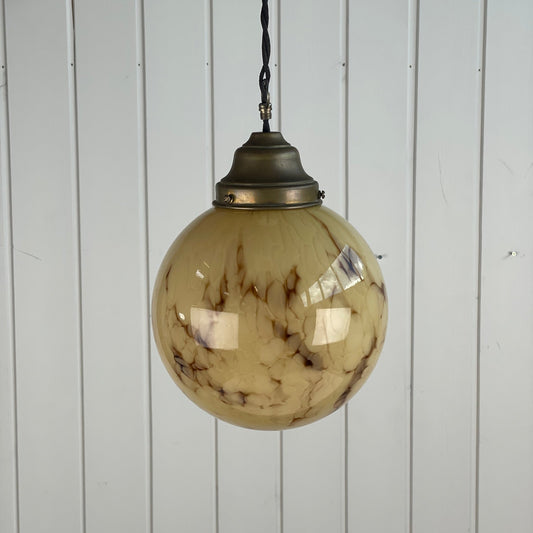 Marmoreret kugle loftslampe - Mission Afrika Genbrug