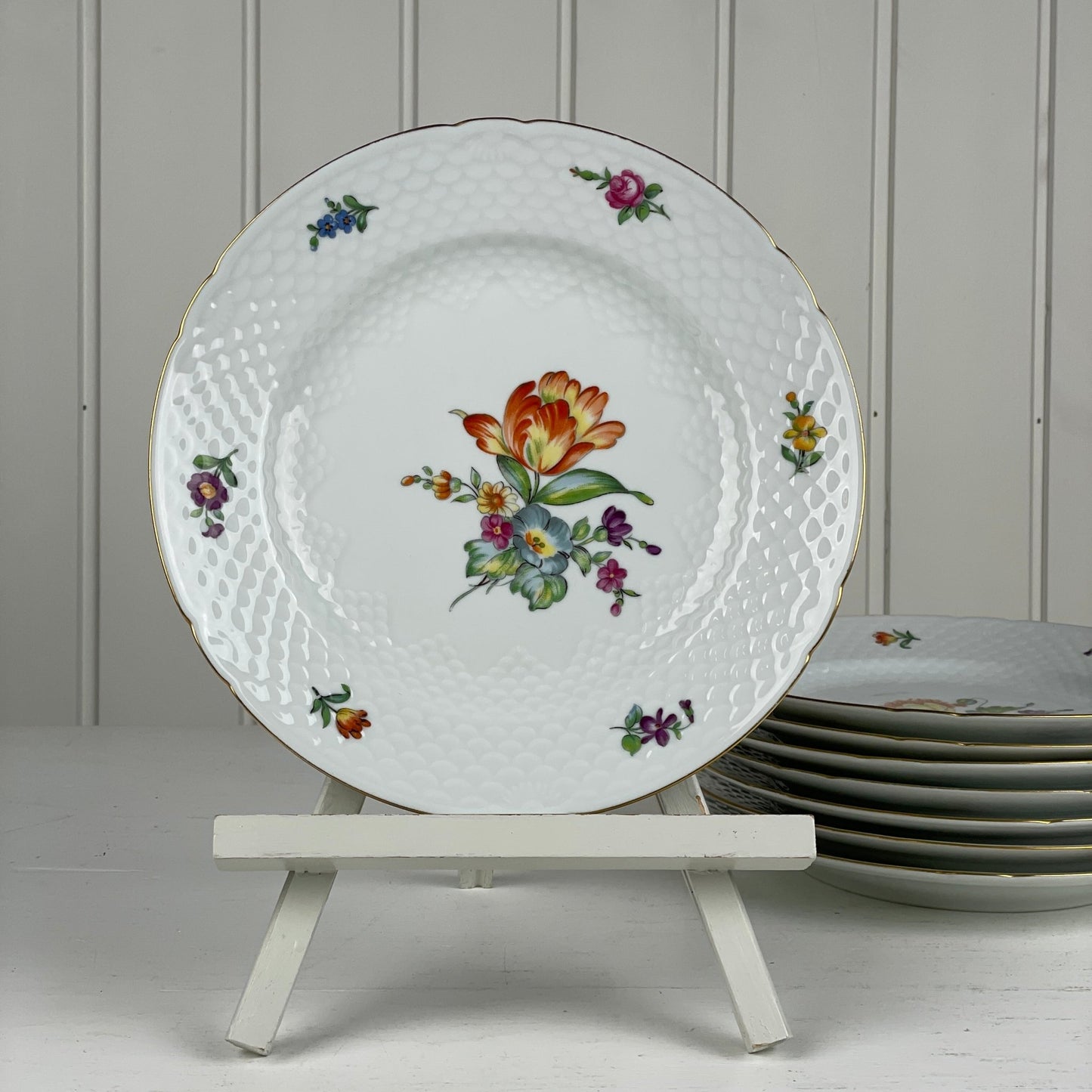 Middagstallerkener, 8 stk., Saksisk Blomst, Bing & Grøndahl - Mission Afrika Genbrug