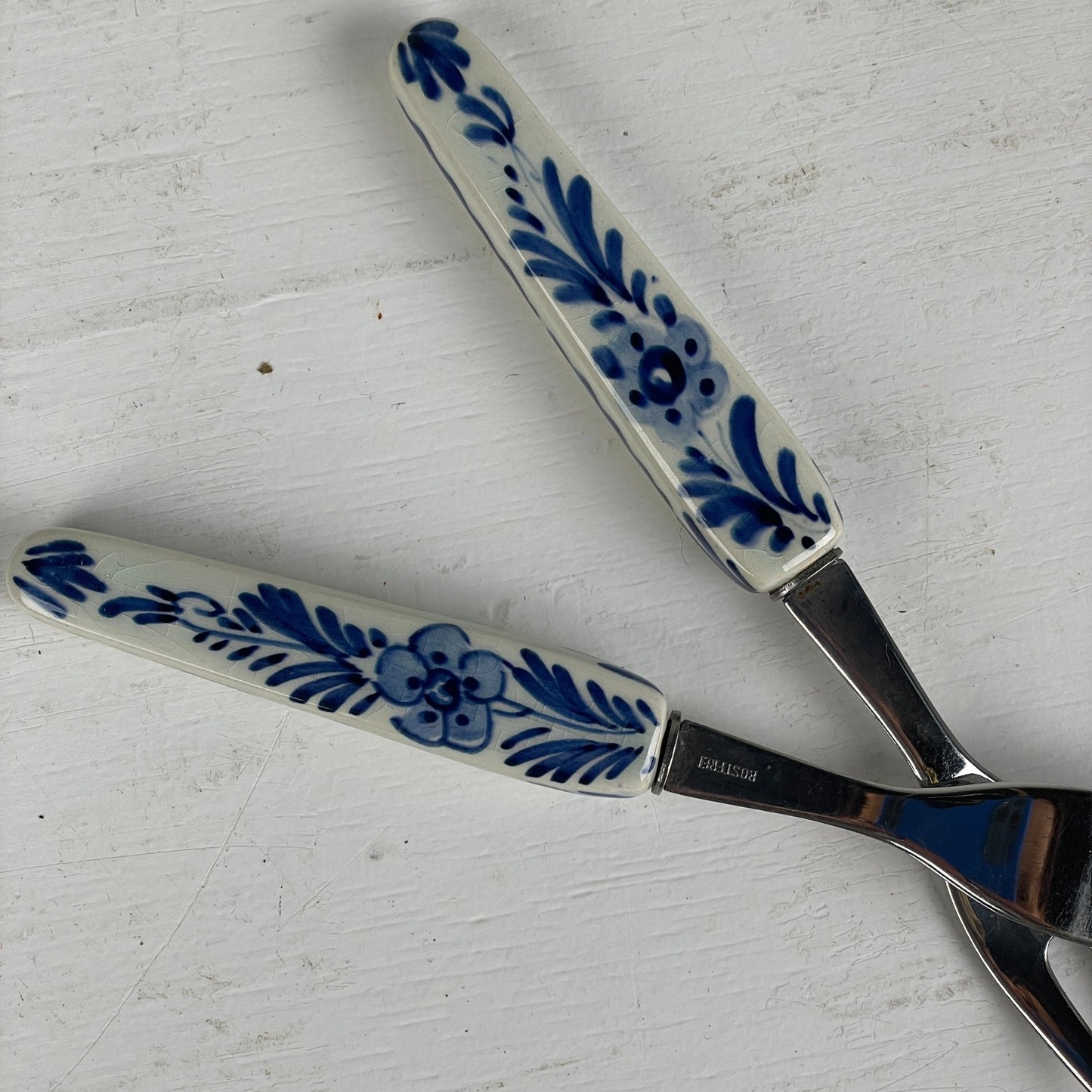 Pålægsgafler med malet porcelænsgreb (2stk samlet) - Mission Afrika Genbrug