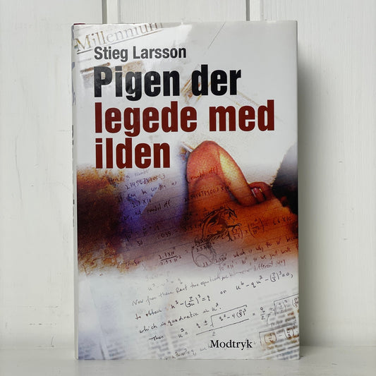 Pigen der legede med ilden - Mission Afrika Genbrug