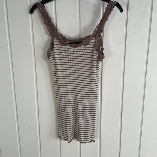 Rosemunde top str M - Mission Afrika Genbrug