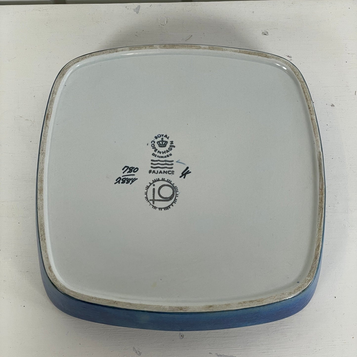 Royal Copenhagen blå skål - Mission Afrika Genbrug