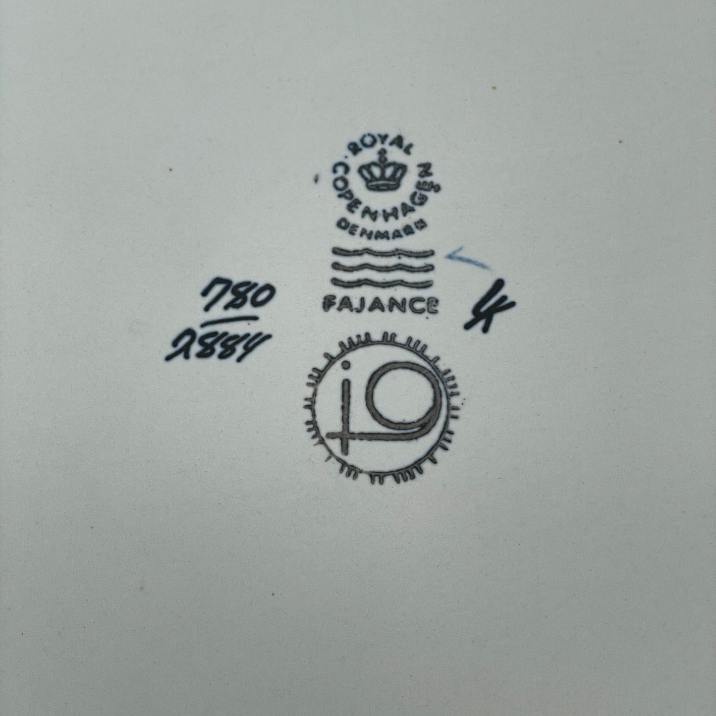 Royal Copenhagen blå skål - Mission Afrika Genbrug