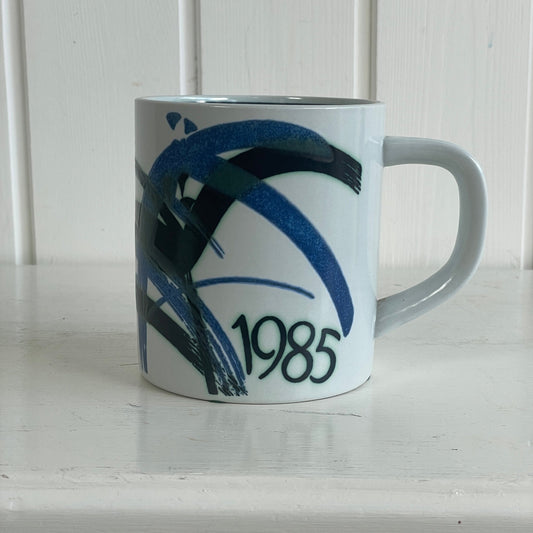 Royal Copenhagen Fajance 1985 Årskrus - Mission Afrika Genbrug