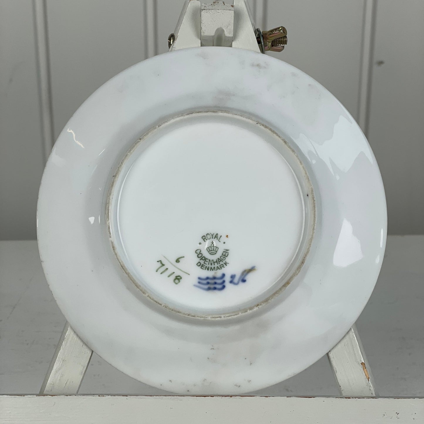 Royal Copenhagen Flettet Blomst sidetallerken - Mission Afrika Genbrug