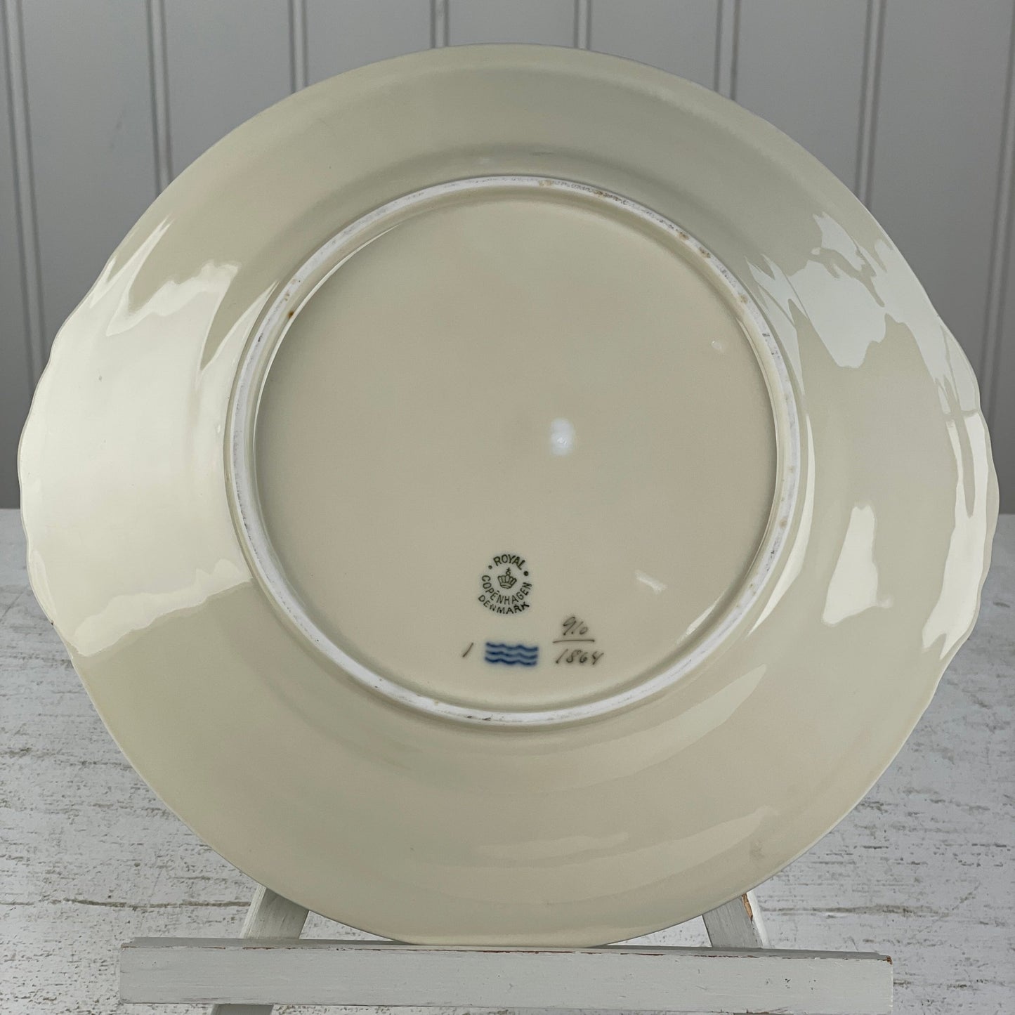 Royal Copenhagen “Frijsenborg” fad 26cm - Mission Afrika Genbrug