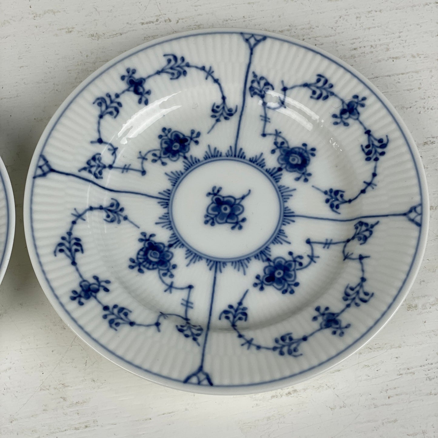 Royal Copenhagen Musselmalet Riflet kagetallerken + underkop - Mission Afrika Genbrug