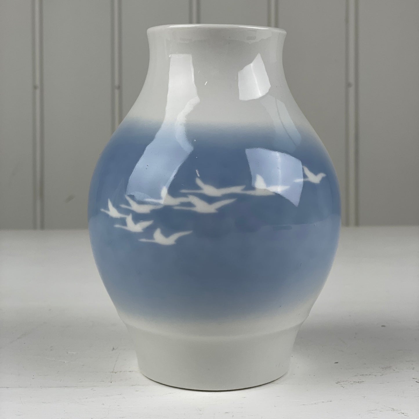 Svanevase fra Svanekunst 15cm - Mission Afrika Genbrug