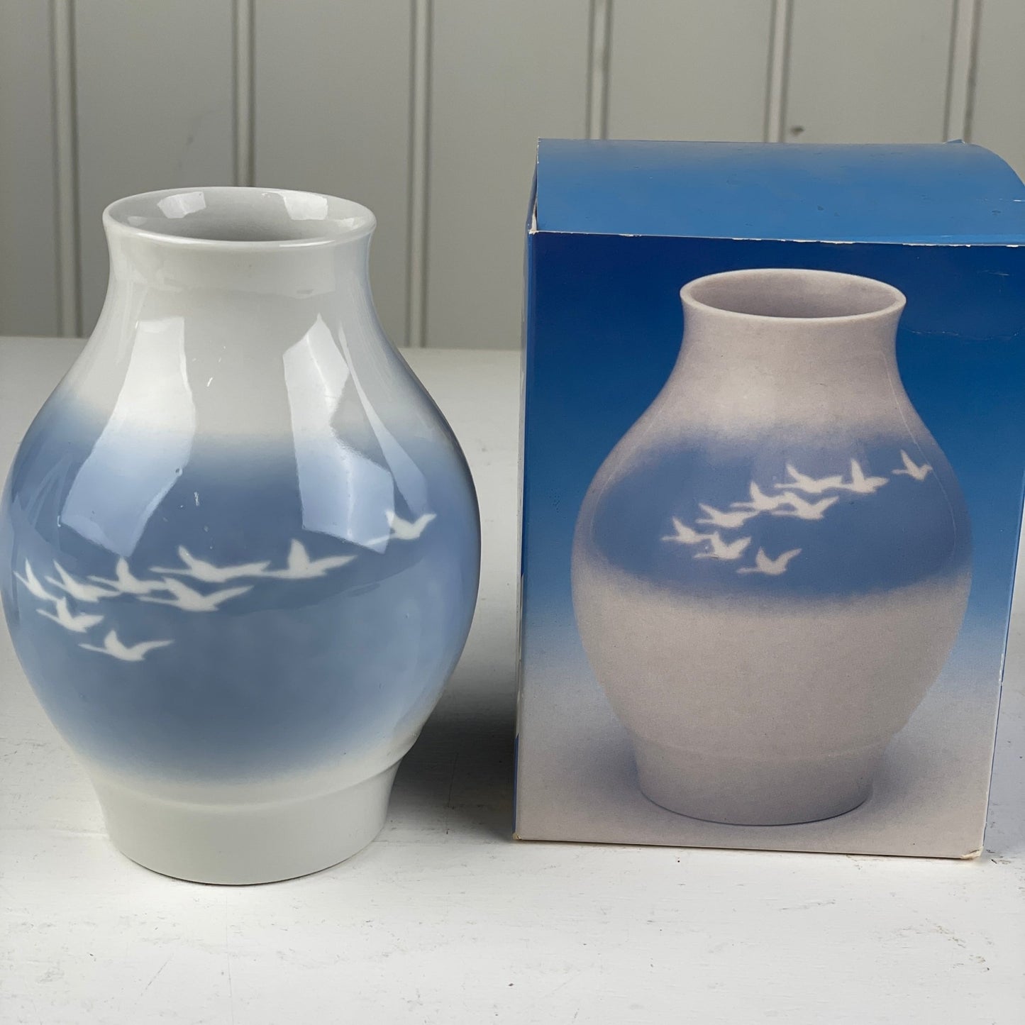 Svanevase fra Svanekunst 15cm - Mission Afrika Genbrug