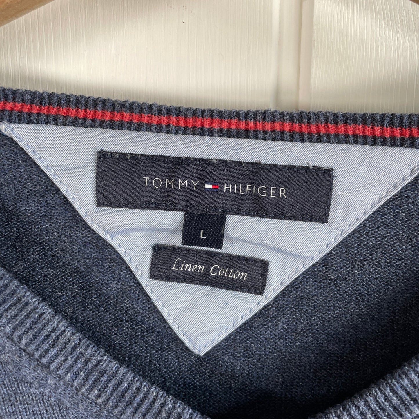 Tommy Hilfiger sweater str L - Mission Afrika Genbrug