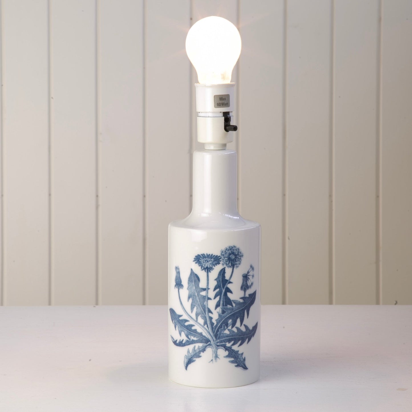 Royal Copenhagen bordlampe - Frk. Rose